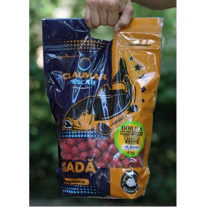 Boilies Claumar Birdfood Semi-Solubile Capsuni 24mm 4 kg