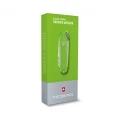 Briceag Victorinox Classic Colors, Smashed Avocado Briceag Victorinox Classic Colors, Smashed Avocado