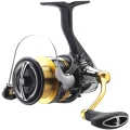 Mulineta Daiwa Legalis LT2000D(U), 0.23mm/150m, 5.2:1, 5rul Mulineta Daiwa Legalis LT2000D(U), 0.23mm/150m, 5.2:1, 5rul