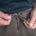 Pantaloni AVID Compound Joggers Brown, Marime M Pantaloni AVID Compound Joggers Brown, Marime M