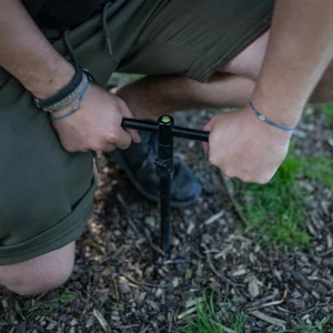 BARA  AVID CARP LOK DOWN T BAR PENTRU INFIGEREA PICHETILOR BARA  AVID CARP LOK DOWN T BAR PENTRU INFIGEREA PICHETILOR